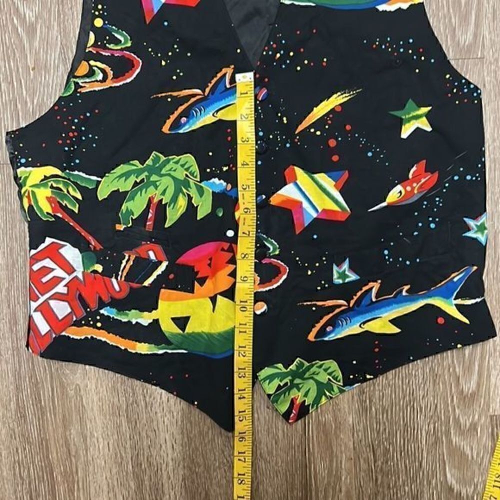 Planet Hollywood Vest - Picture 11 of 11